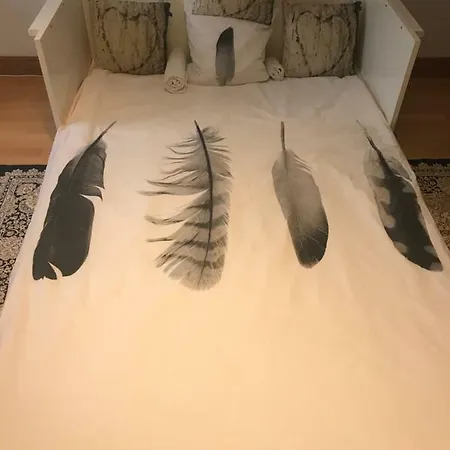70m2 Cozy City Centre Apartment