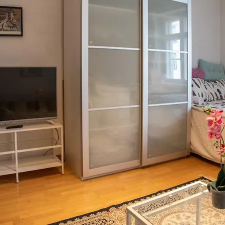 70m2 Cozy City Centre Apartmán